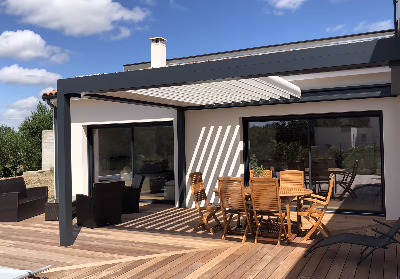 Pergola bioclimatique